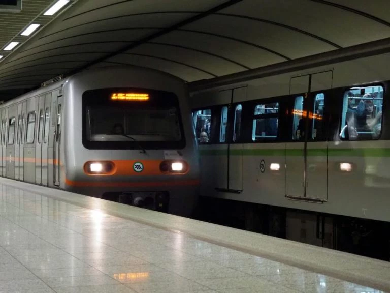 Τηλεφώνημα για βόμβα στο Μετρό – Έκλεισαν σταθμοί